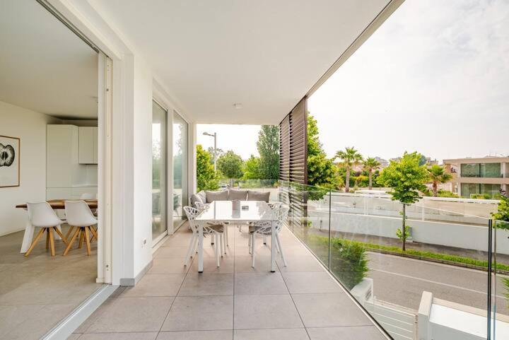 Apartment Luma With Pool Lido di Jesolo Eksteriør bilde